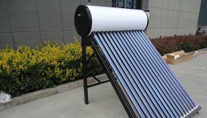 Kompakter Solar-Druckwarmwasserbereiter, 