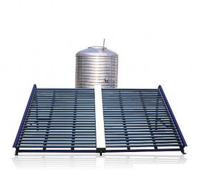 Solarwarmwasserbereiter mit Tank